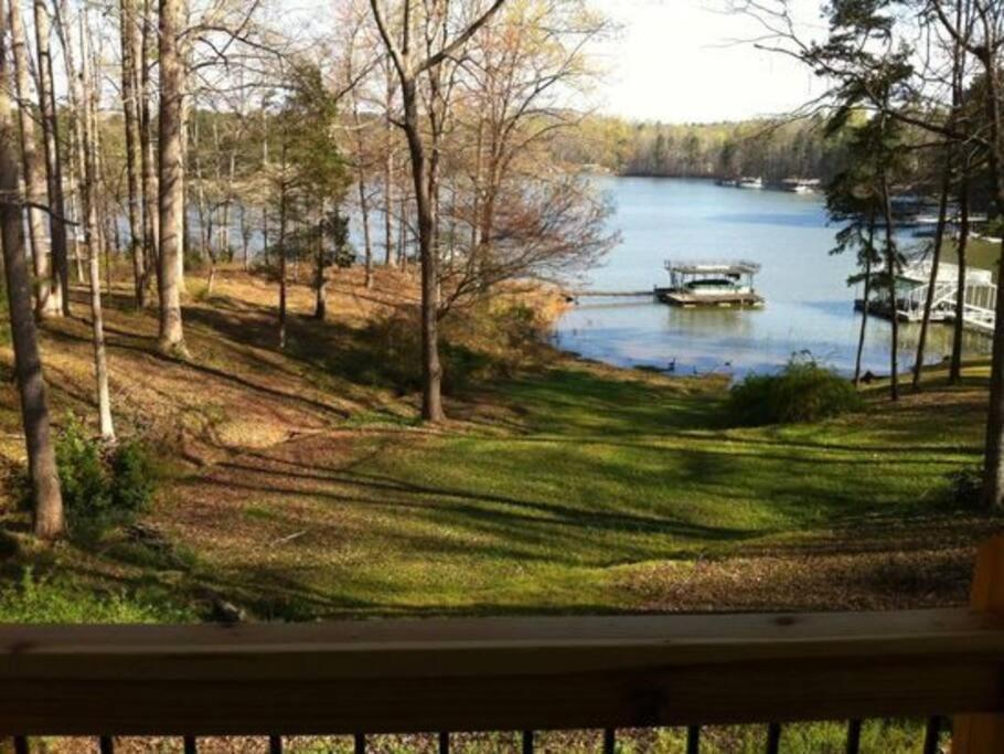 ドーソンヴィル Cozy, Lake Lanier Property With Amazing Viewsヴィラ エクステリア 写真