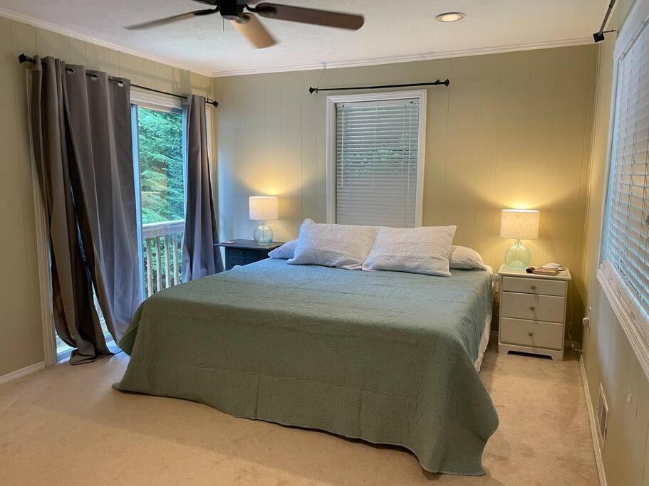 ドーソンヴィル Cozy, Lake Lanier Property With Amazing Viewsヴィラ エクステリア 写真