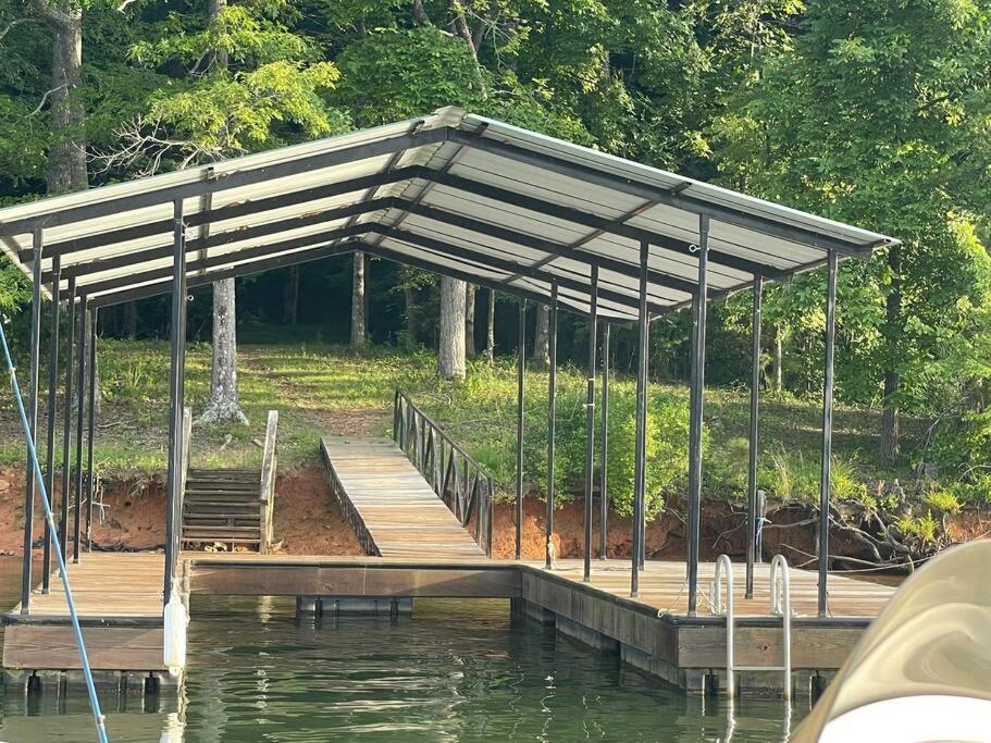 ドーソンヴィル Cozy, Lake Lanier Property With Amazing Viewsヴィラ エクステリア 写真